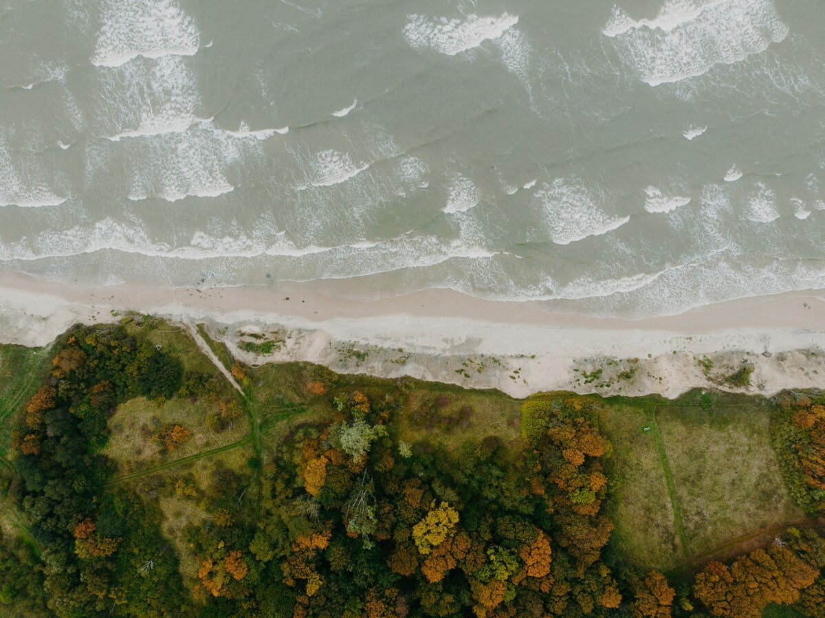 strand van boven symbool voor het positief denken voor beginners